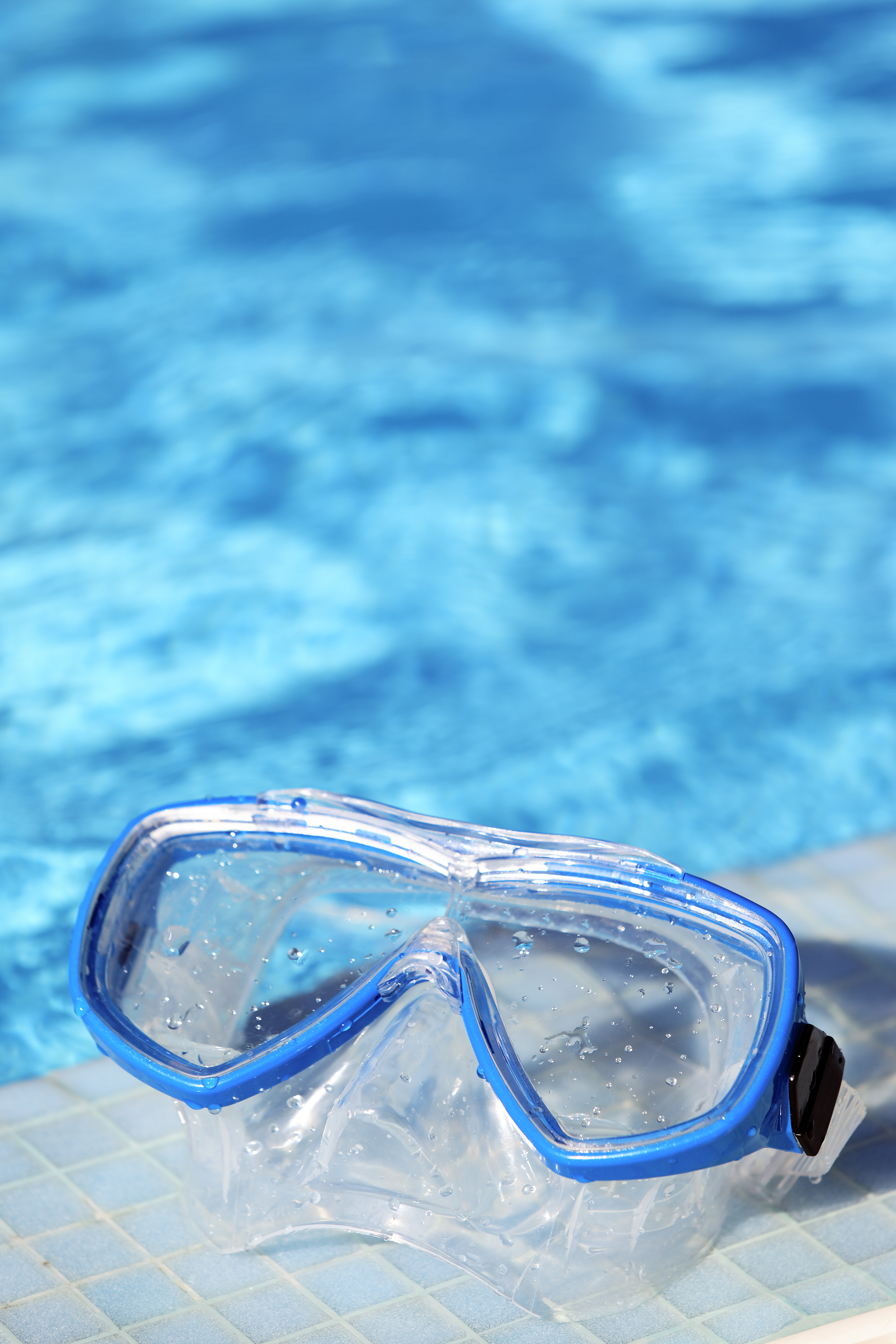Clean pool water and summer swim season in Phoenix, AZ